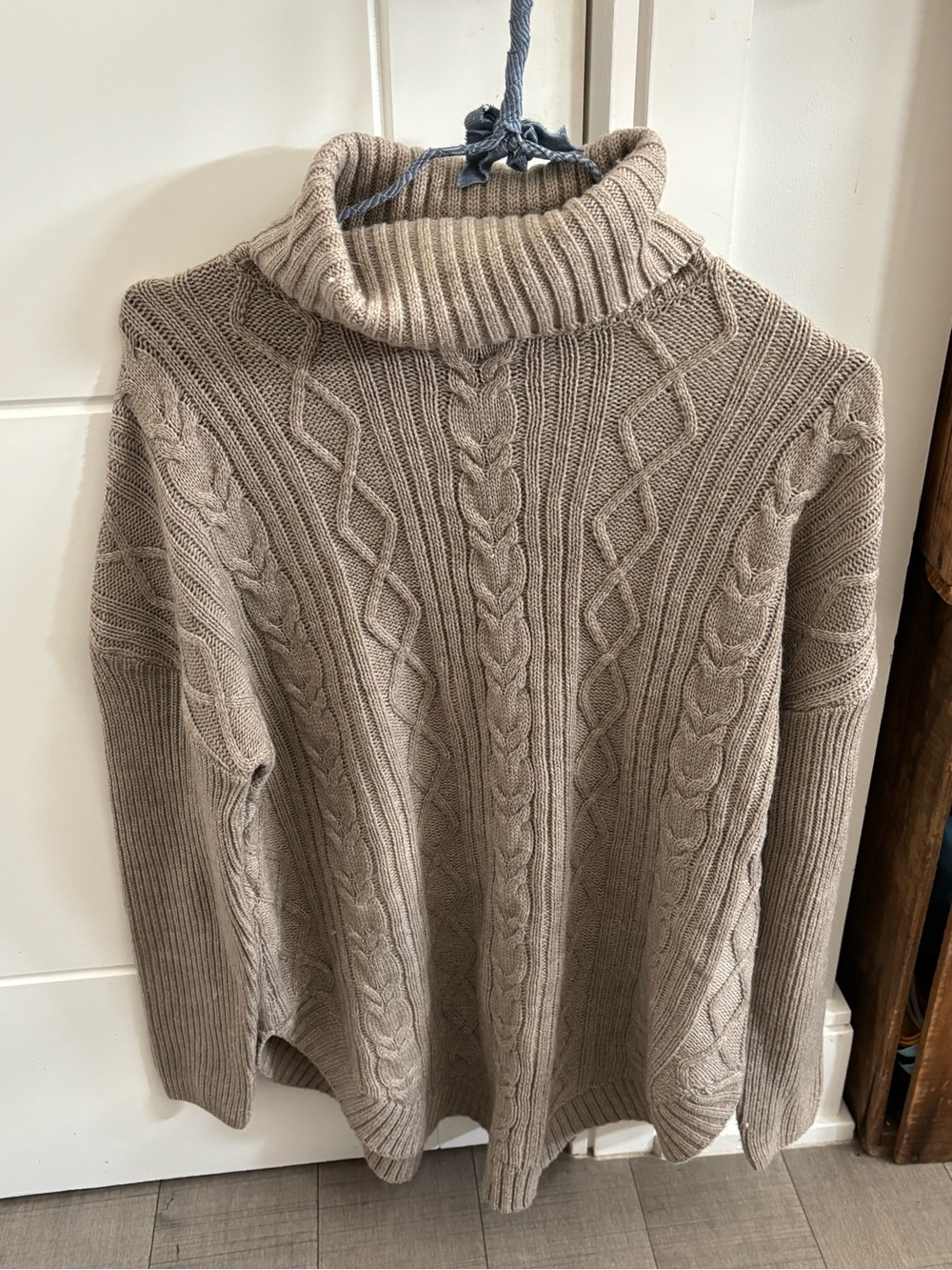 ❤️🔥5/$25❤️🔥Cozy Cable-Knit Turtleneck Sweater in Warm Beige